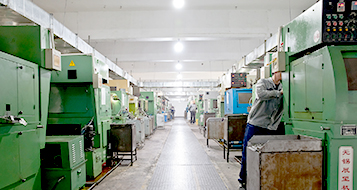 優微軸承數控磨床車間 優微軸承數控磨床車間